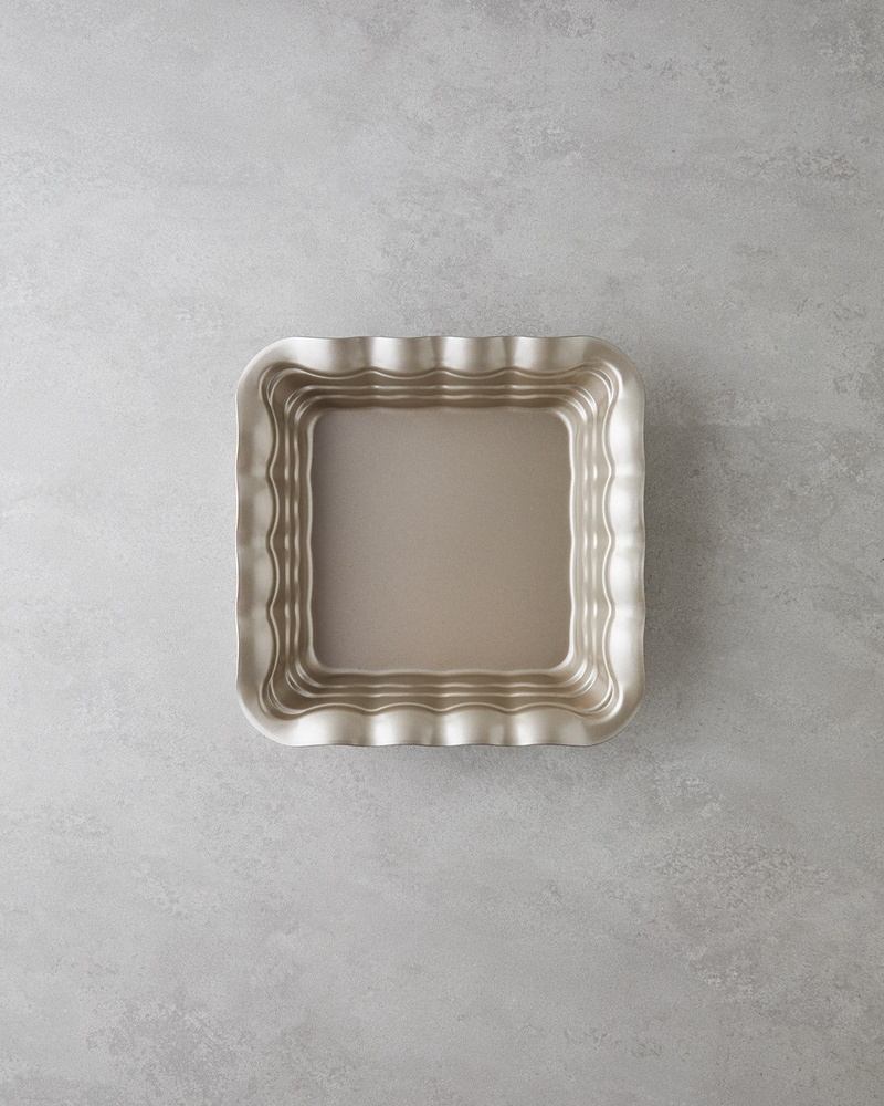 Patisserie Prince Karbon Çelik Kare Fırın Kabı 25x25 cm Şampanya