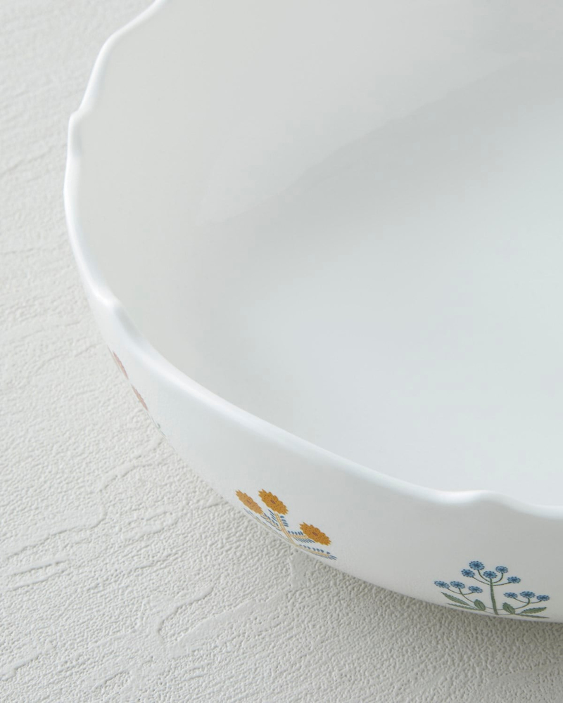Petite New Bone China Kase 23 cm Renkli