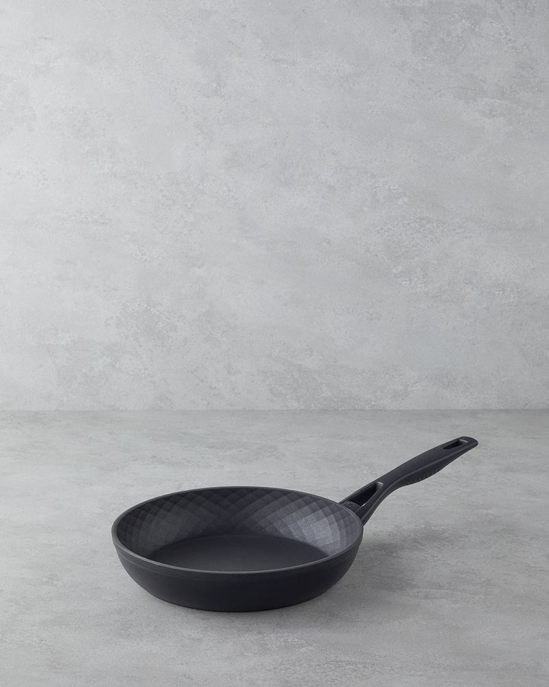 Pro Grade İndüksiyon Tabanlı Tava 24 cm Siyah