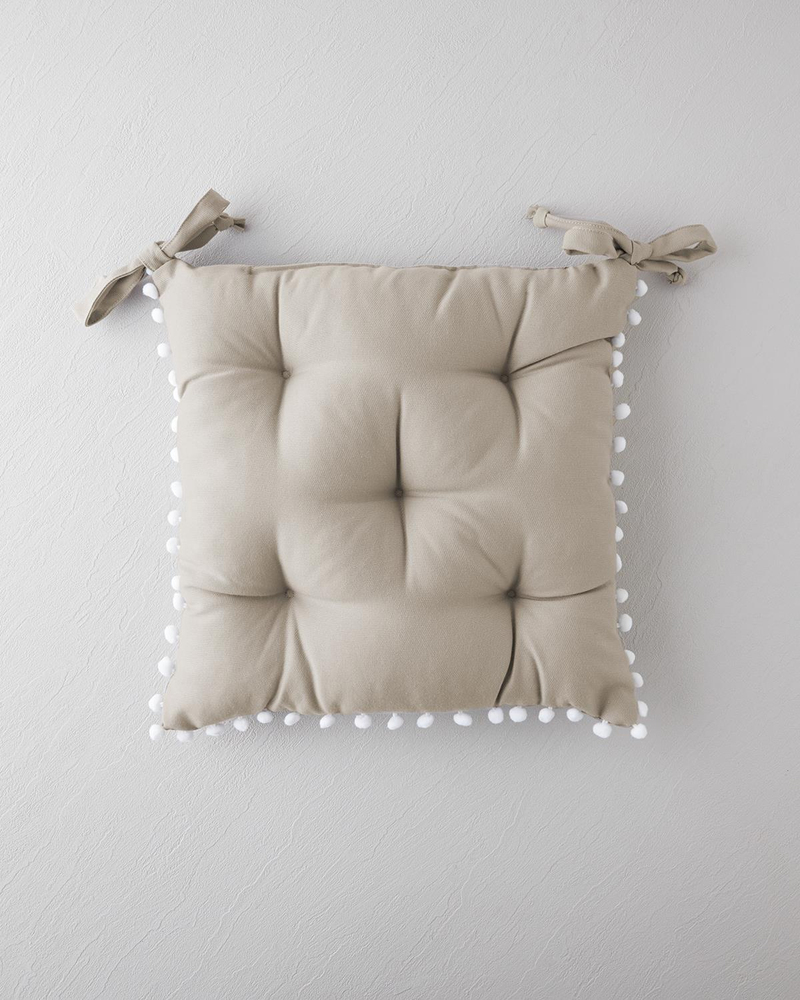 Puff Ponponlu Tekli Sandalye Minderi 40x40 cm Bej