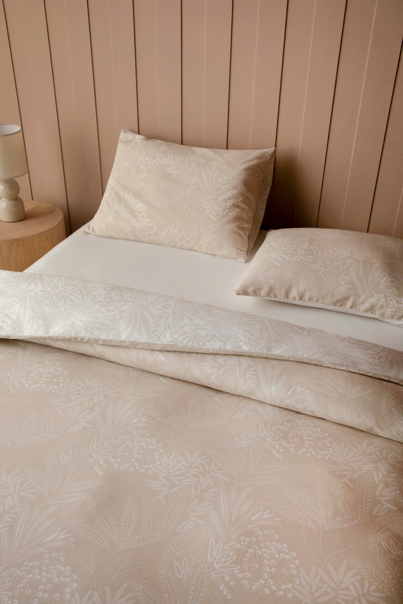 Soft Flourish Krep King Size Çarşaflı Nevresim Takımı 240x220 cm Bej
