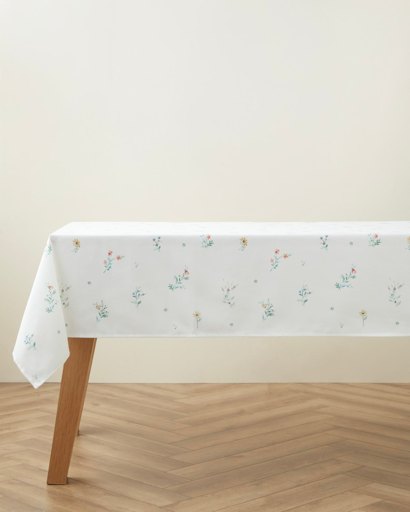 Tiny Blooms Polyester Masa Örtüsü 145x200 cm Renkli