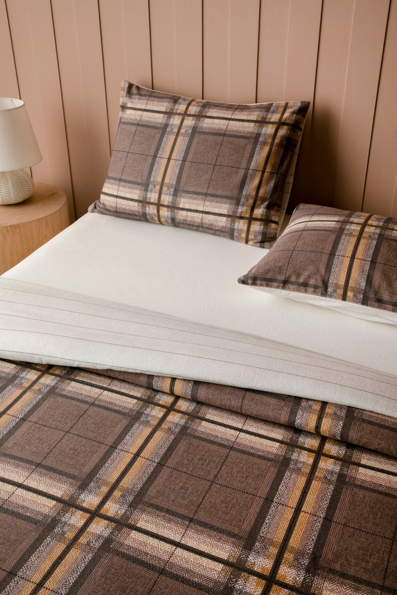 Windsor Plaid Flanel Çift Kişilik Çarşaflı Nevresim Takımı 200x220 cm Krem-Kahverengi