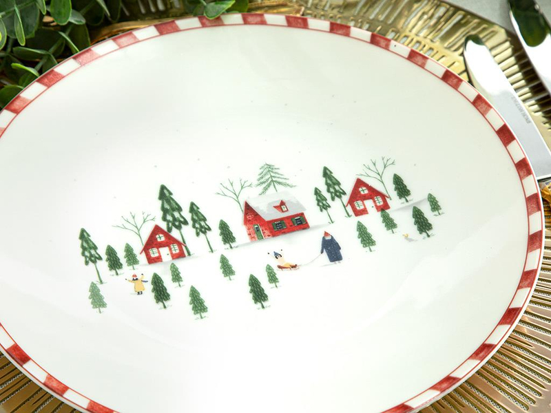 Winter Landscape Bone Porselen Servis Tabağı Yeşil-Kırmızı