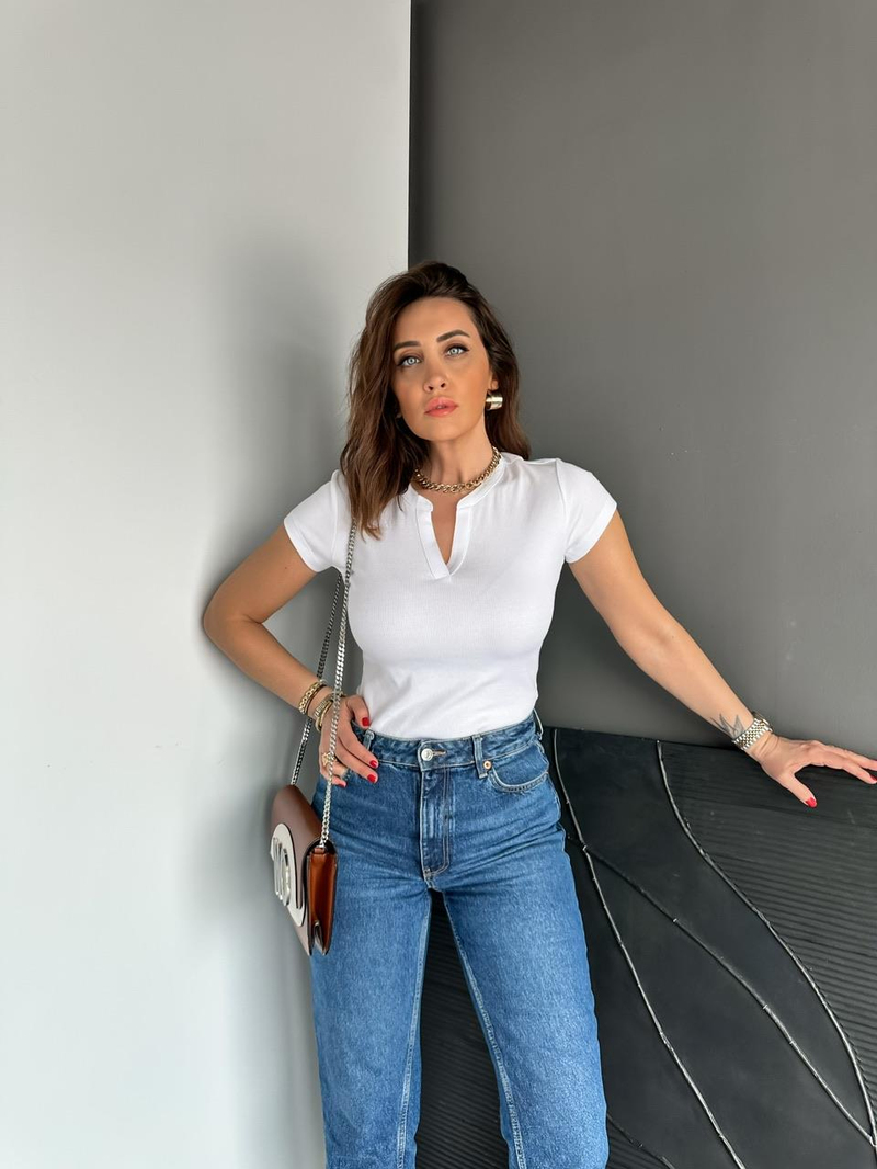 Beyaz Damla Yaka Cotton Tshirt