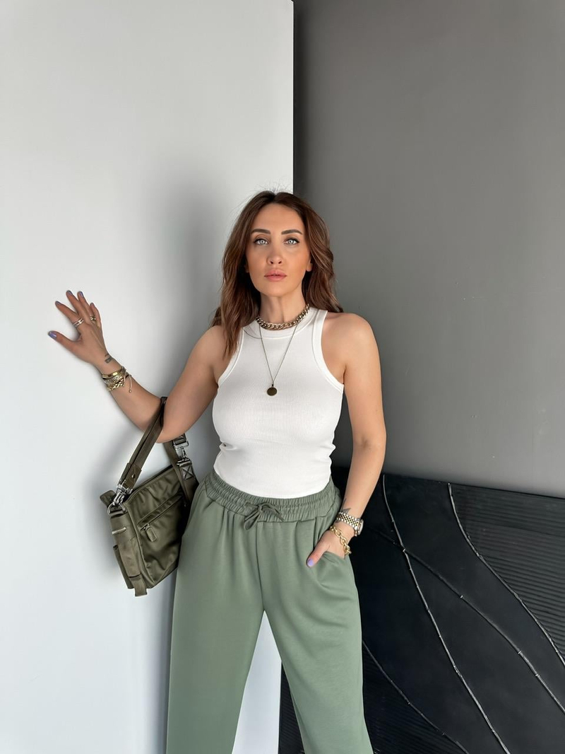 Beyaz Halter Yaka Fitilli Likralı Crop