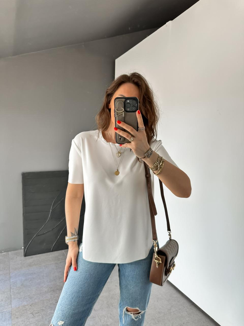 Beyaz Lazer Kesim Modal Tshirt
