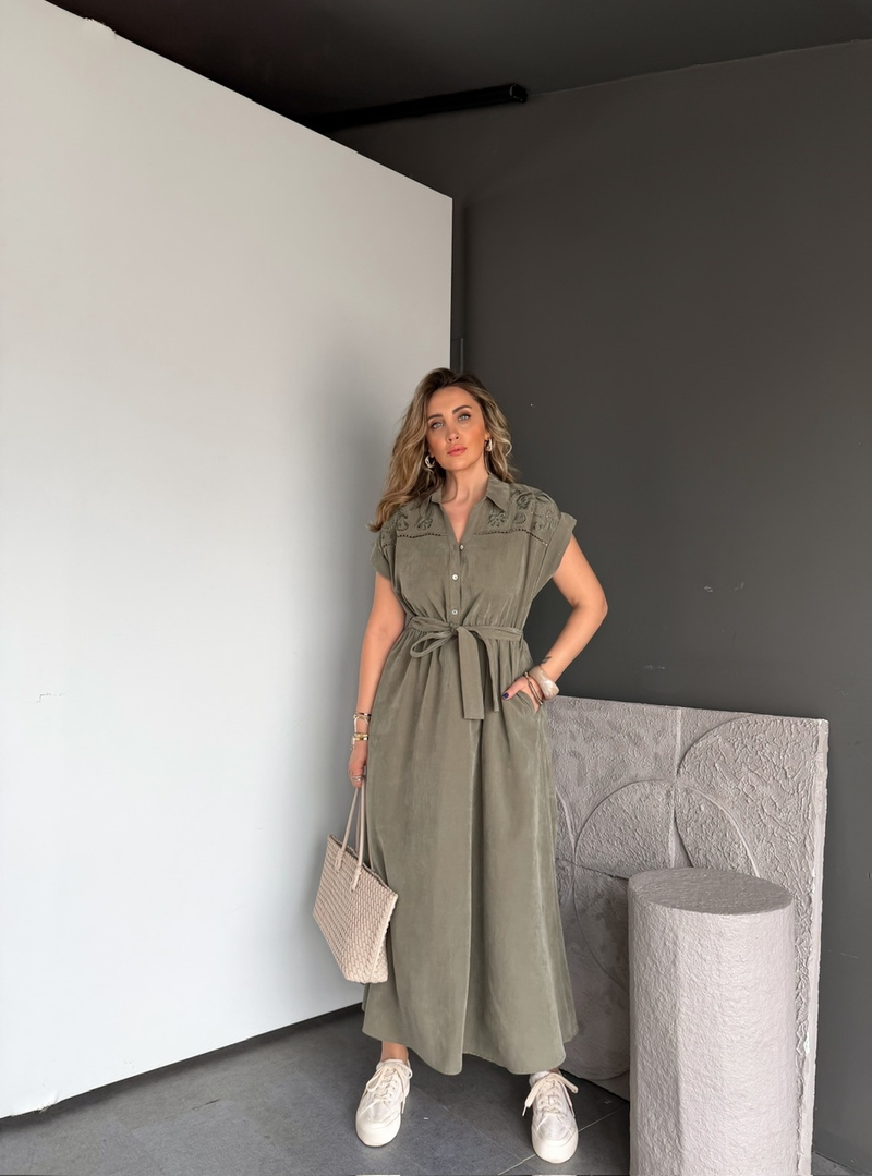 Haki Omuzları Nakışlı Beli Lastikli Elbise
