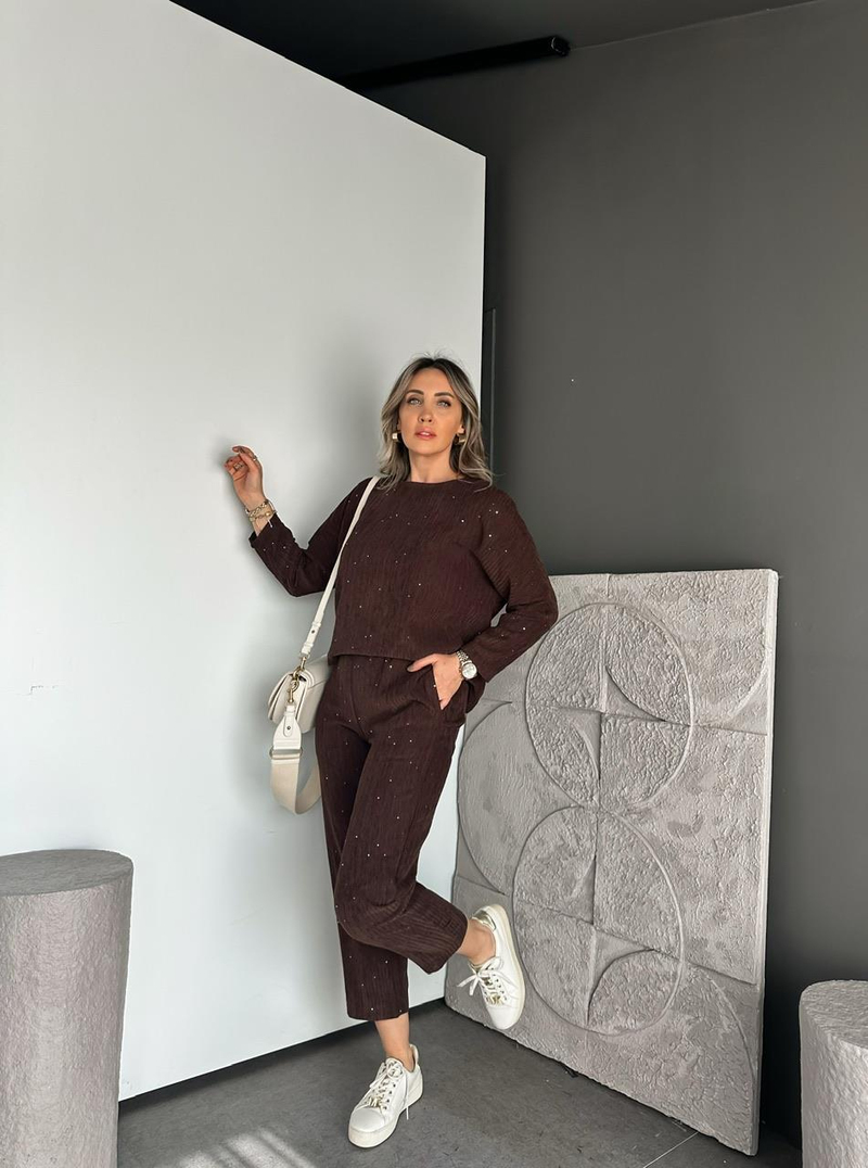 Kahve Pullu Kadife Takım