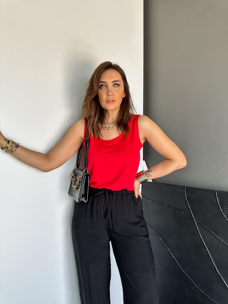 Kırmızı Modal Basic Atlet