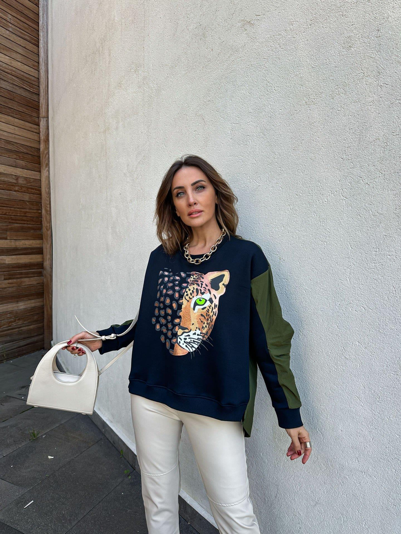 Lacivert Kaplan Figürlü Sweatshirt