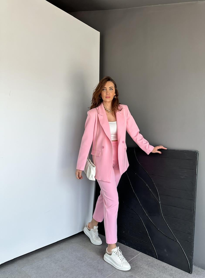Pembe Ceket Pantolon Klasik Takım
