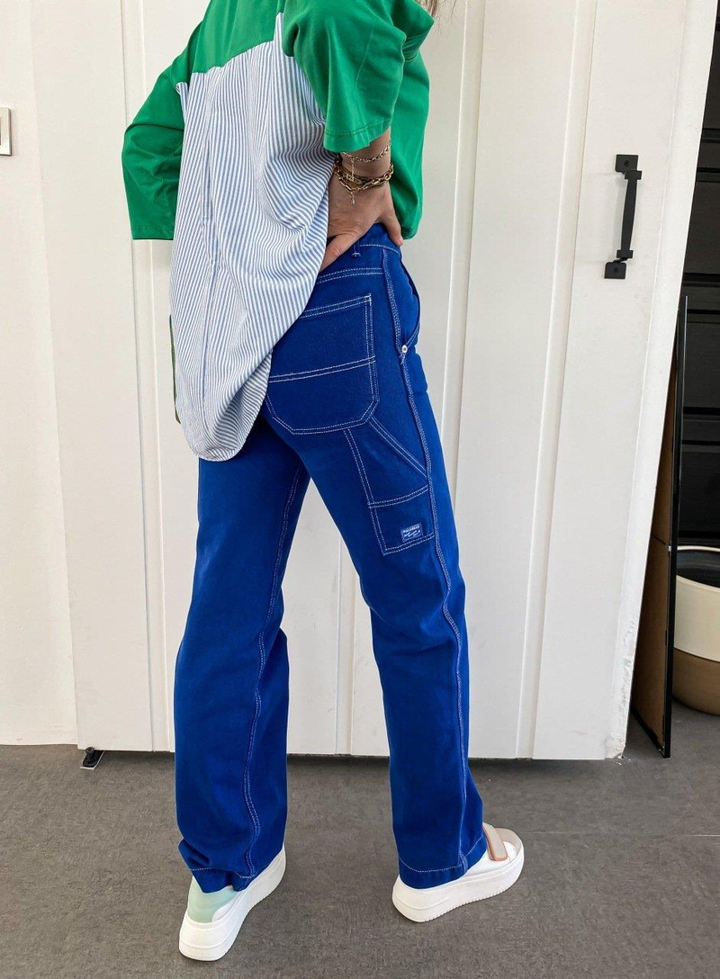 Saks Rengi Cep Detaylı Jean
