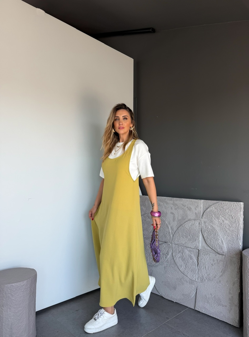 Yağ Yeşili Tshirtlü Askılı Basic Elbise