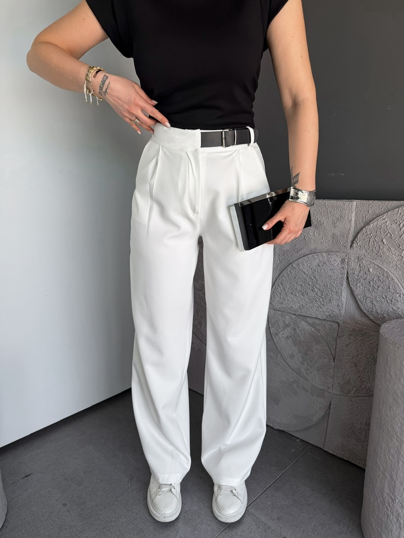 Beyaz Beli Kemerli Ayarlanabilir Bol Pantolon