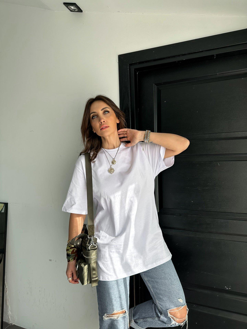 Beyaz Bisiklet Yaka Cotton Tshirt