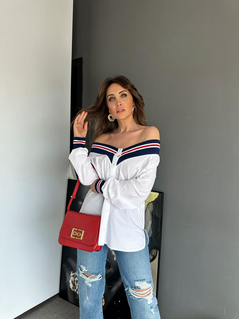 Beyaz Madonna Yaka Tasarım Gömlek