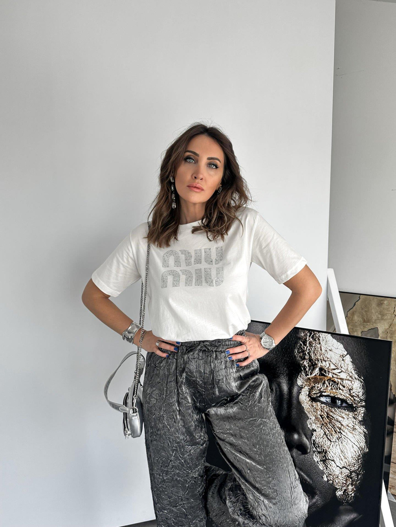 Beyaz Miu Taş Baskılı Tshirt