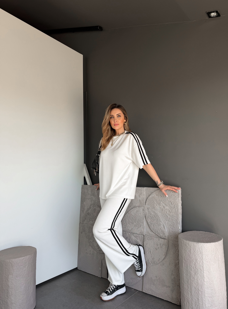 Beyaz Siyah Biyeli Modal Basic Takım