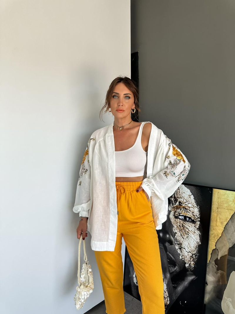 Beyaz  Tavus Kuşu İşlemeli Keten Kimono