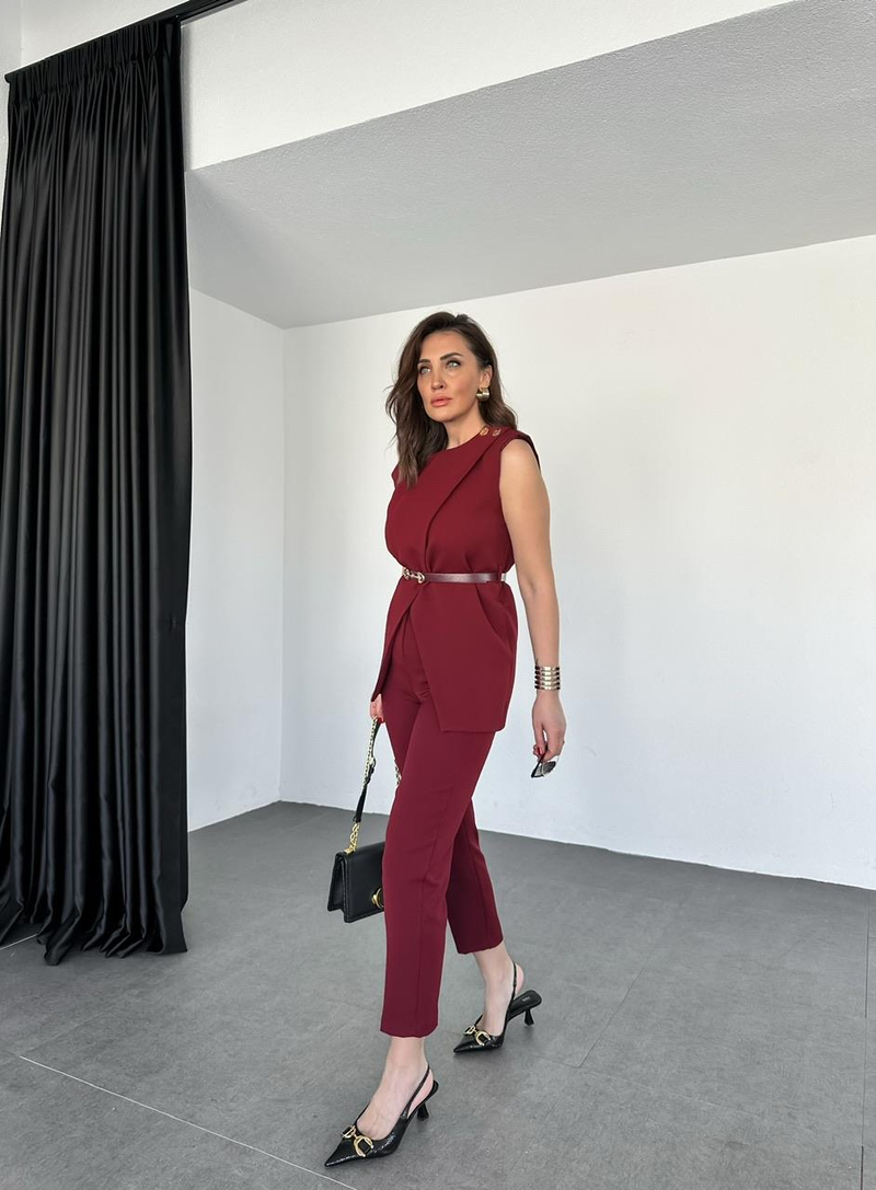 Bordo Kemerli Yelekli Şık Takım