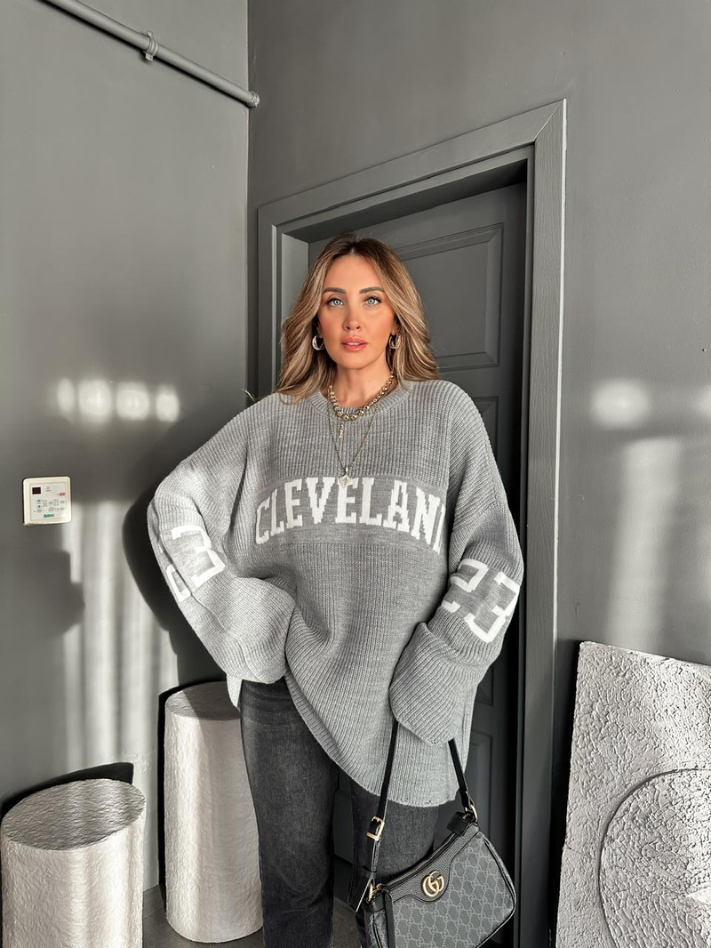 Gri Cleveland Salaş Kazak