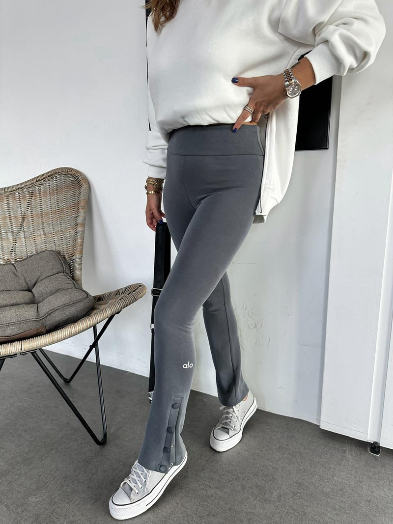Gri Paçası Çıtçıtlı Orijinal Pantolon