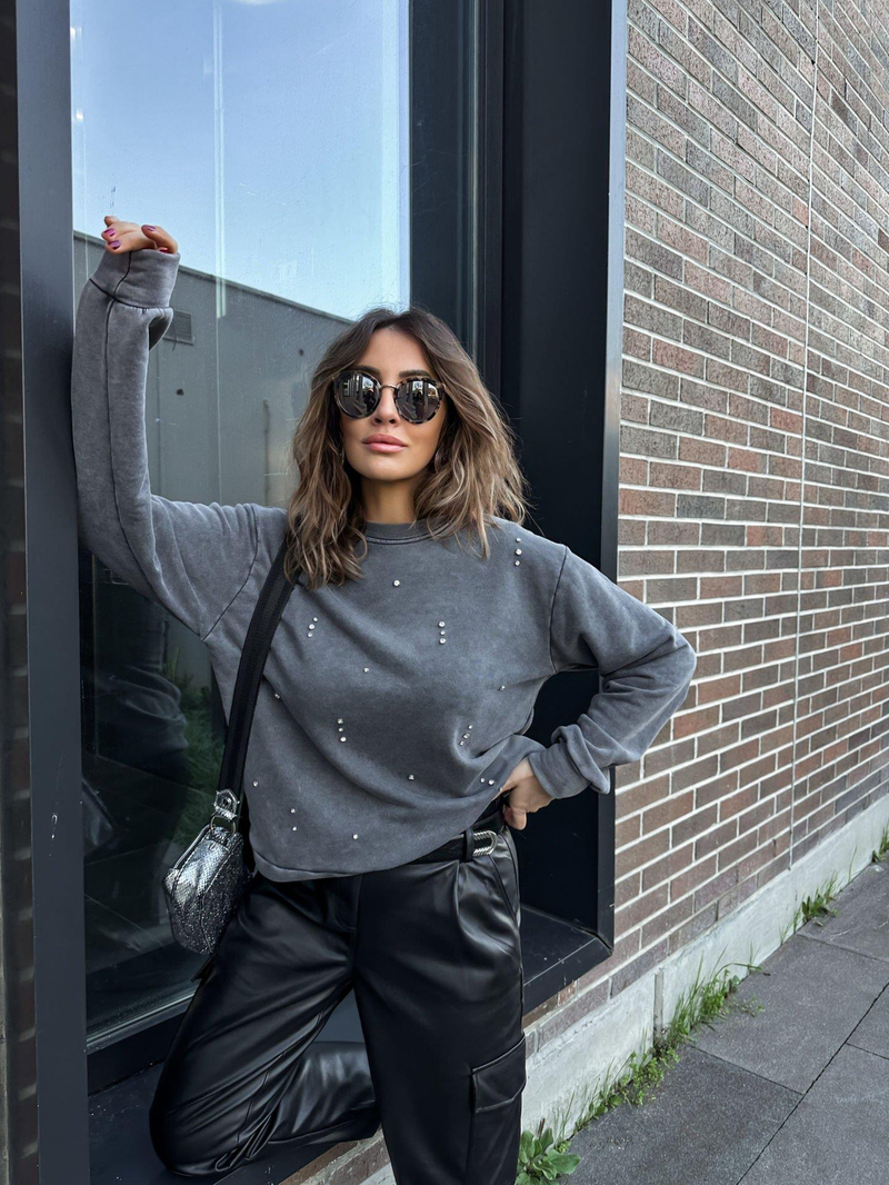 Gri Yıkamalı Taşlı Sweatshirt