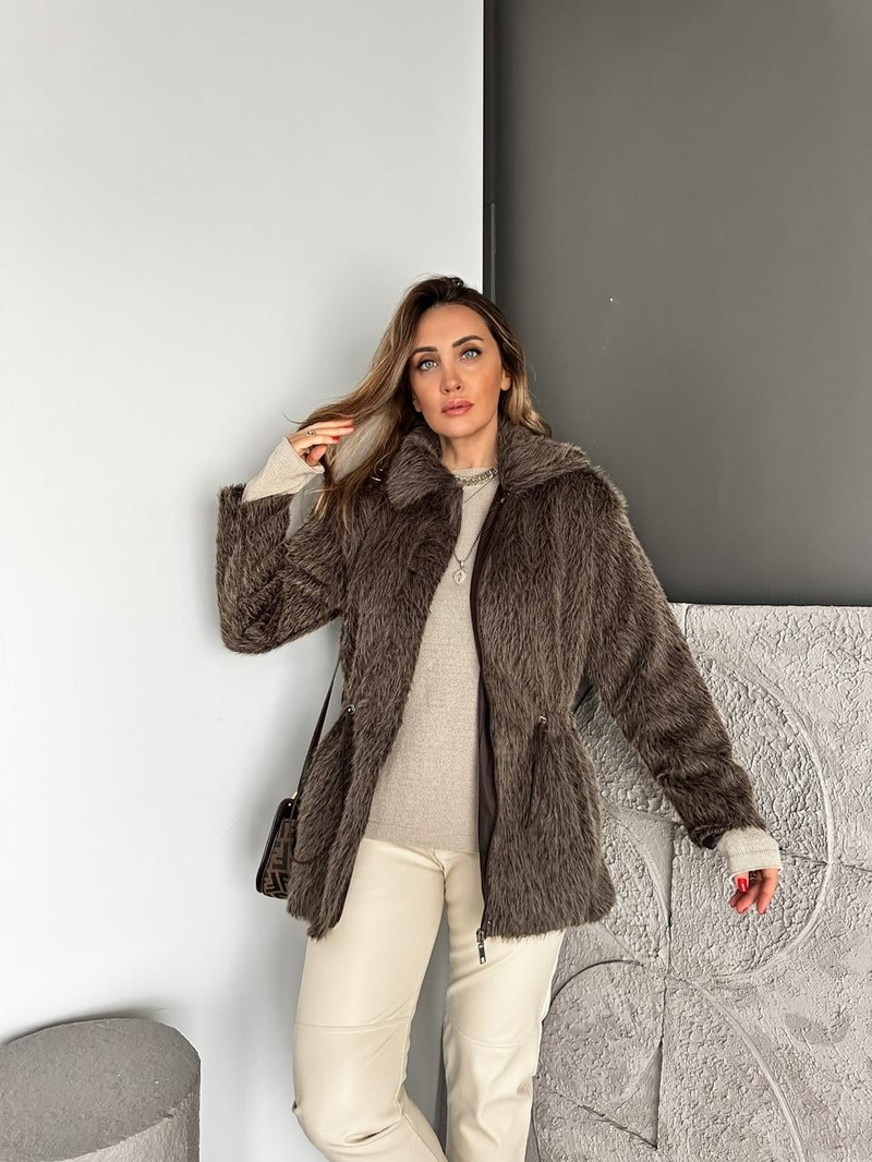 Kahve Tüylü Beli Büzülebilir Mont