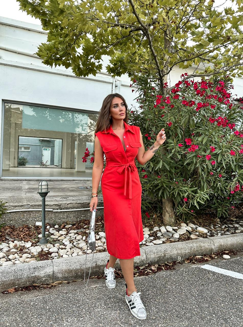 Kırmızı Düğmeli Safari Cepli Elbise