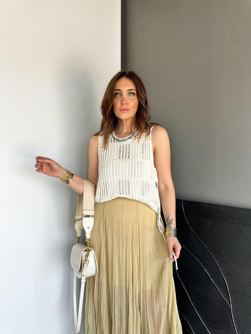 Krem İp Bağlamalı Saç Örgülü Triko
