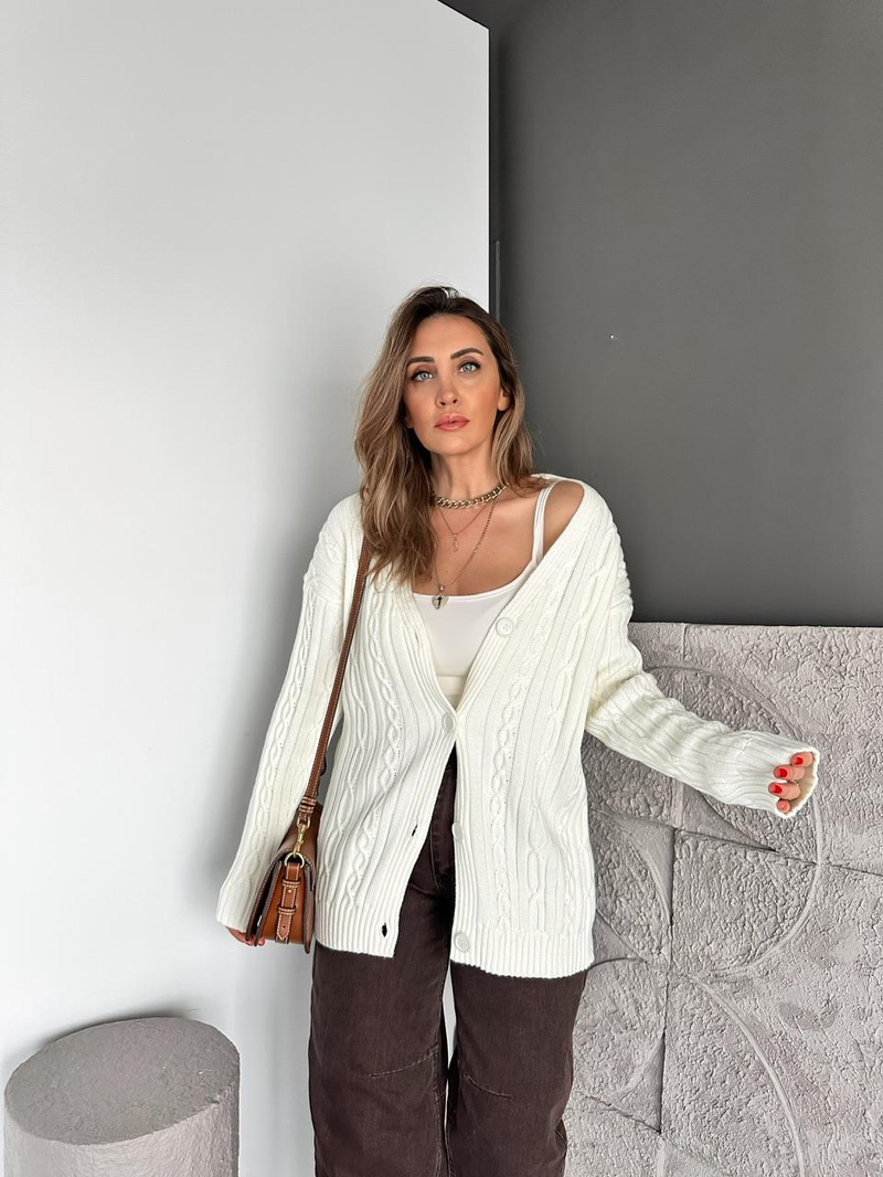 Krem Saç Örgülü Marka Model Hırka