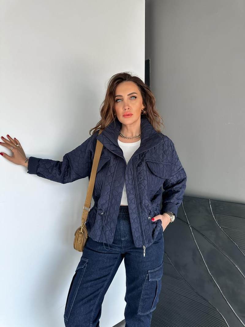 Lacivert Dokulu Beli Büzgülü Ceket