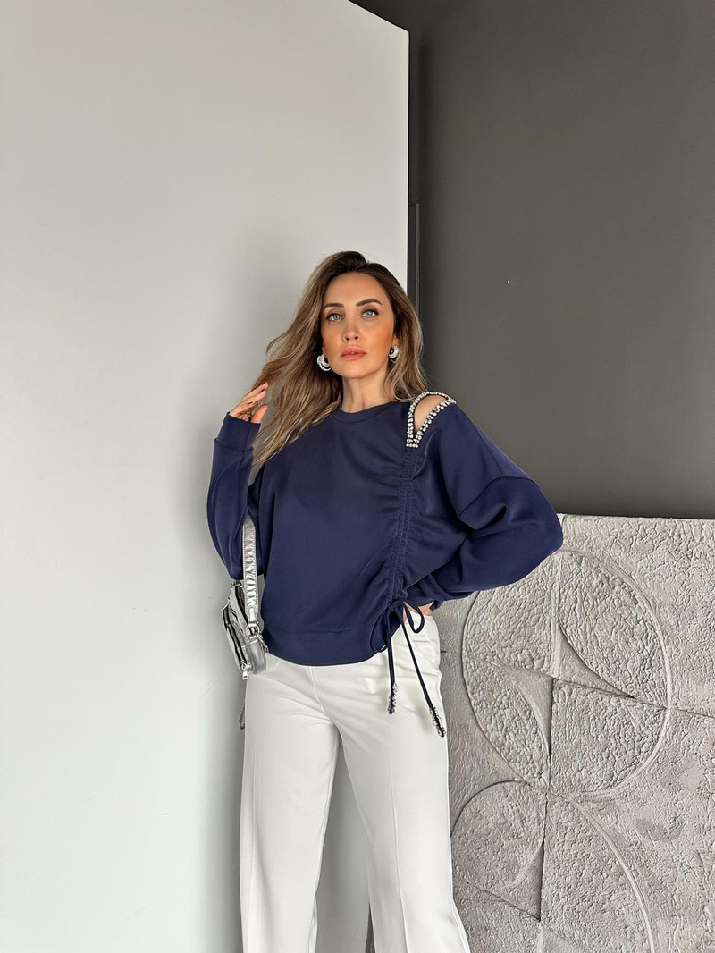 Lacivert Omuz Dekolteli Taşlı Sweatshirt