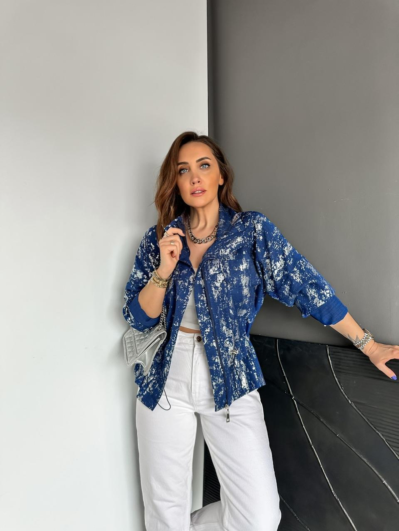 Lacivert Parlak Dokulu Büzgülü Ceket