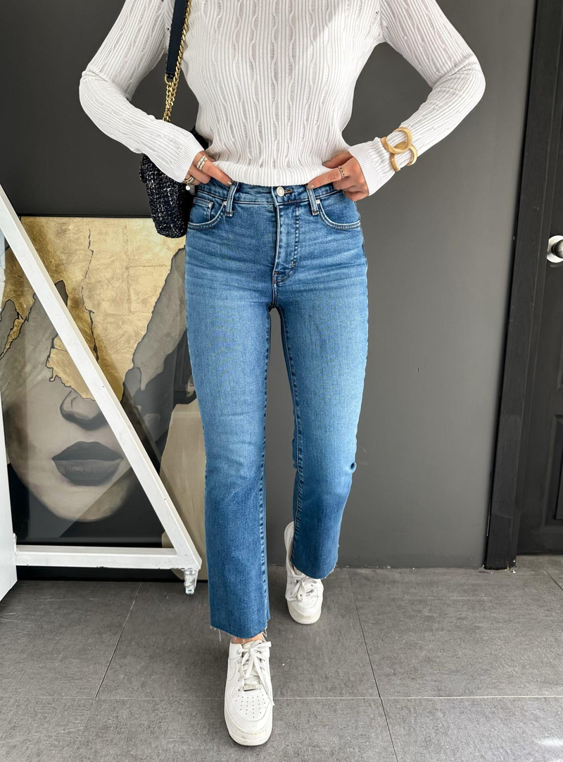 Mavi Kesik Paçalı Likralı Jean