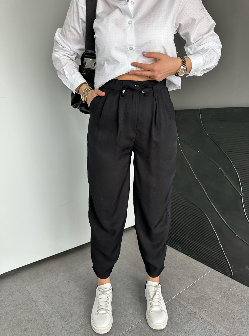 Siyah Beli Lastikli Basic Bol Pantolon