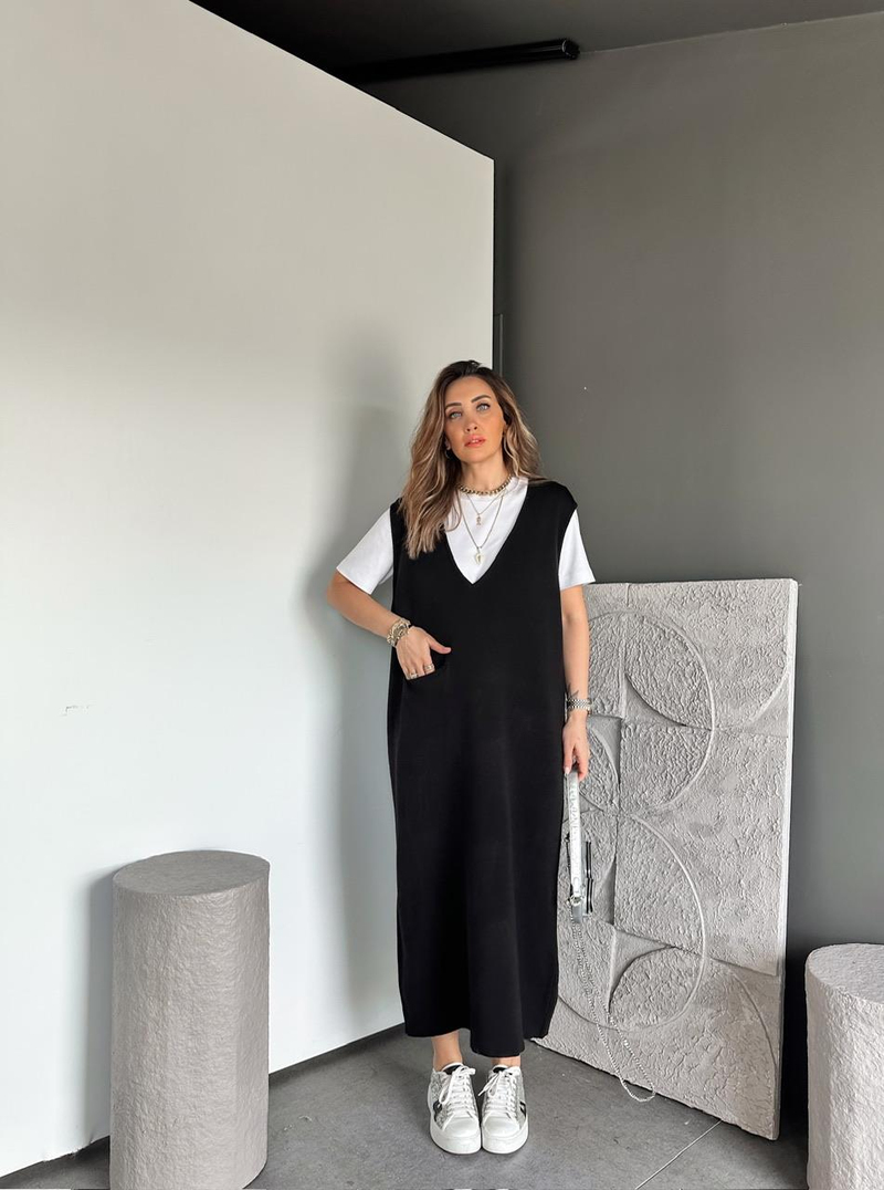 Siyah Cepli Marka Model Triko Elbise