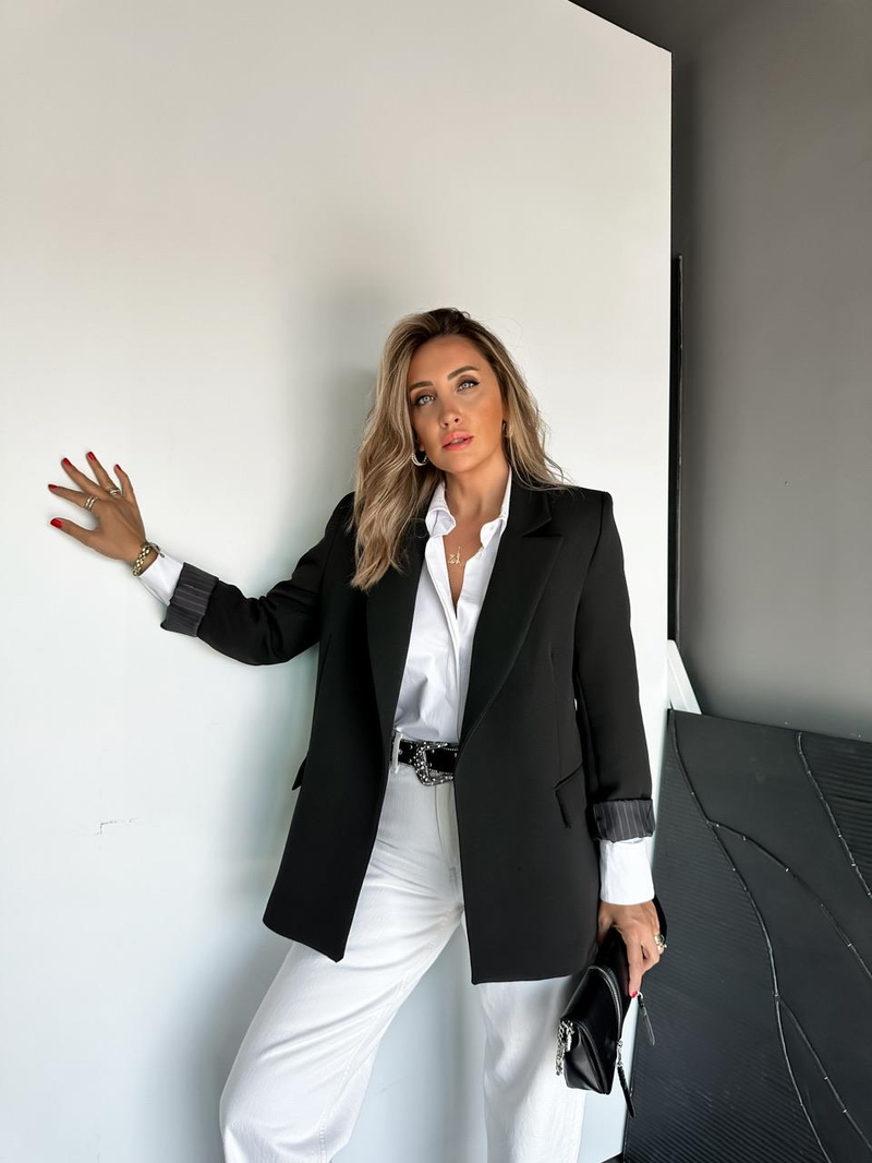 Siyah Çizgili Astarlı Premium Ceket