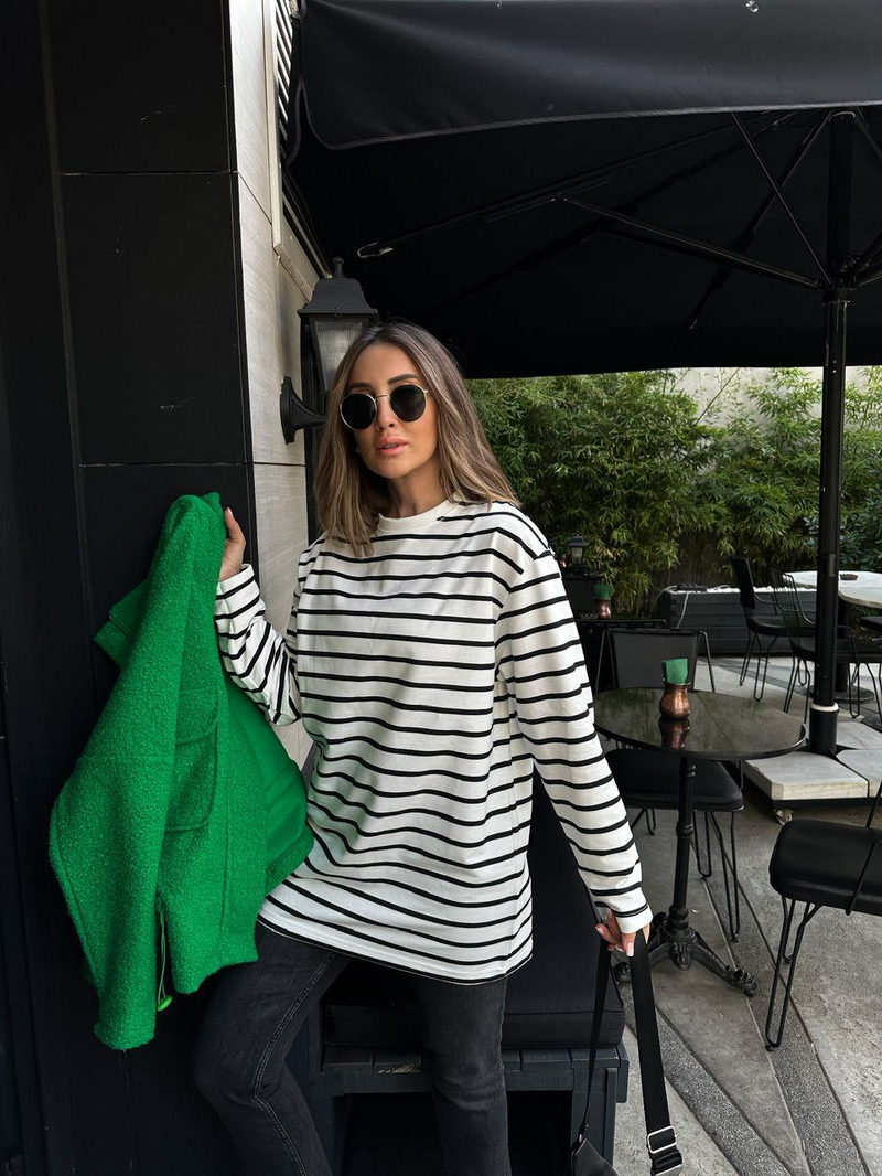 Siyah Çizgili Oversize Sweatshirt
