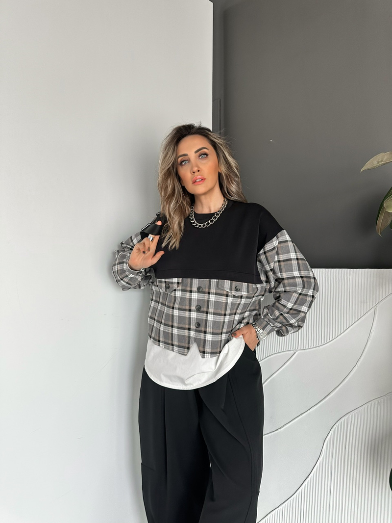 Siyah Ekose Gömlek Detaylı Sweatshirt