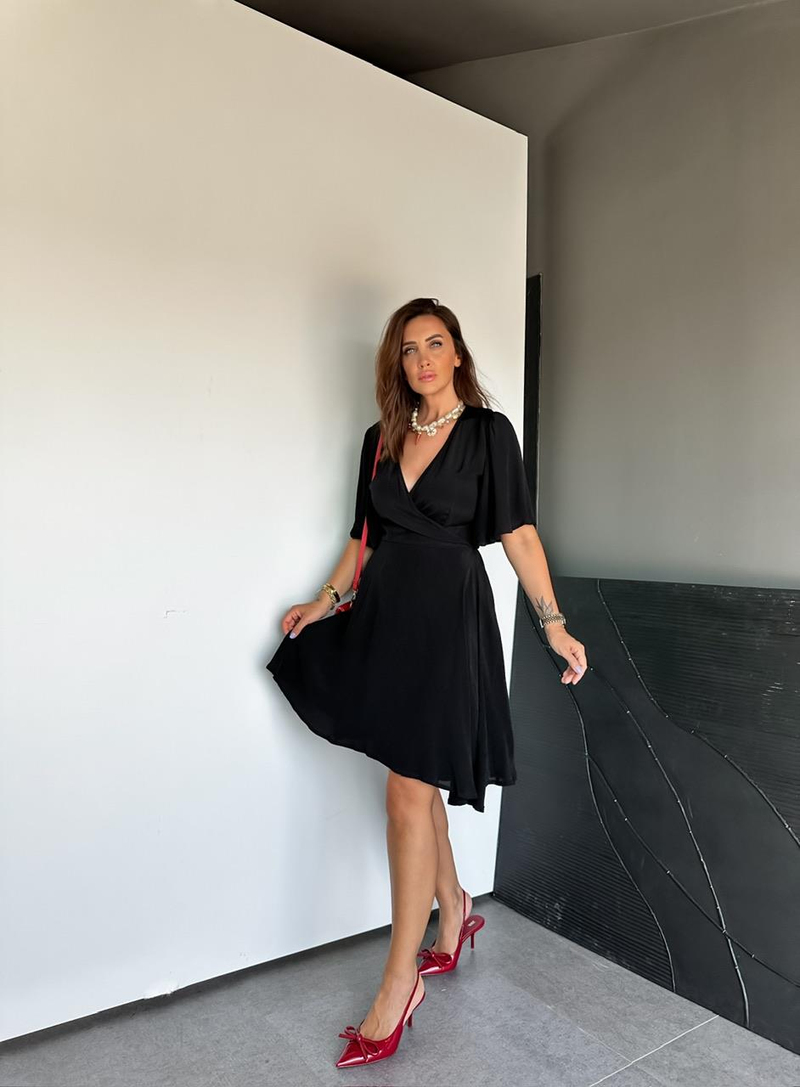 Siyah Kruvaze Bağlamalı Orijinal Elbise