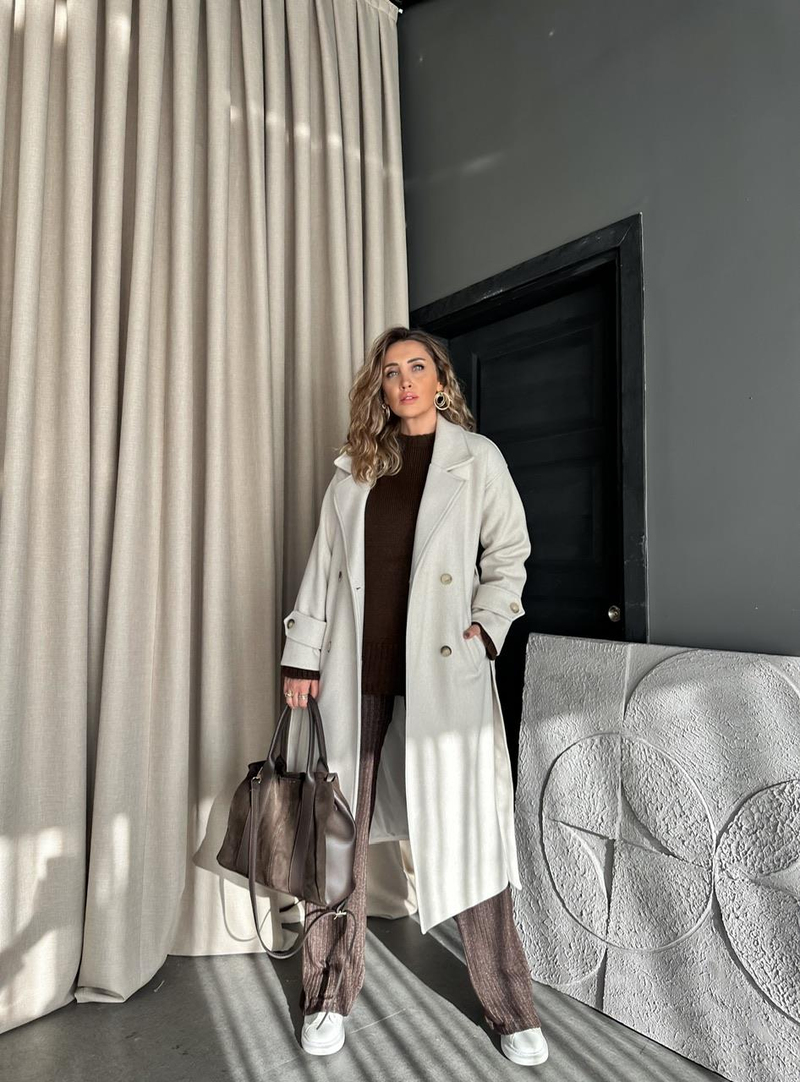 Taş Kolu Manşetli Premium Kaşe Kaban