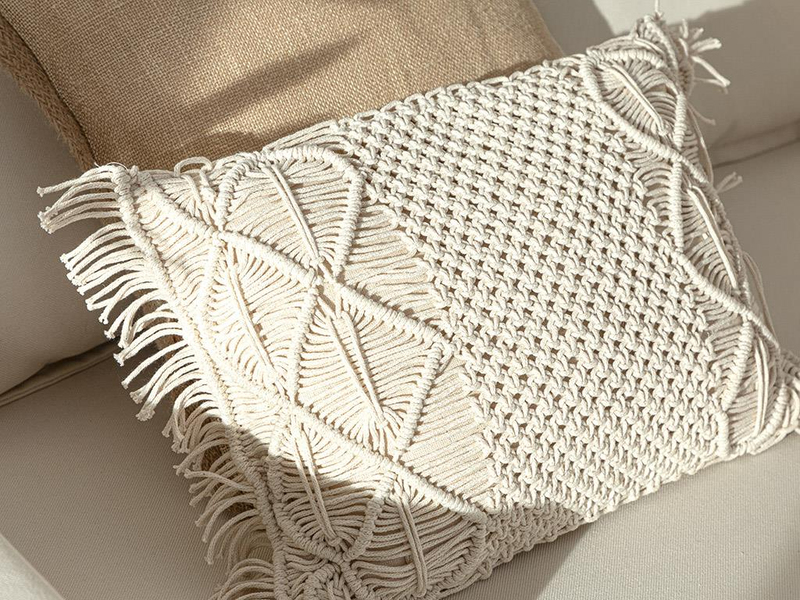 Aurelia Makrome Dolgulu Kırlent 45x30 cm İndigo