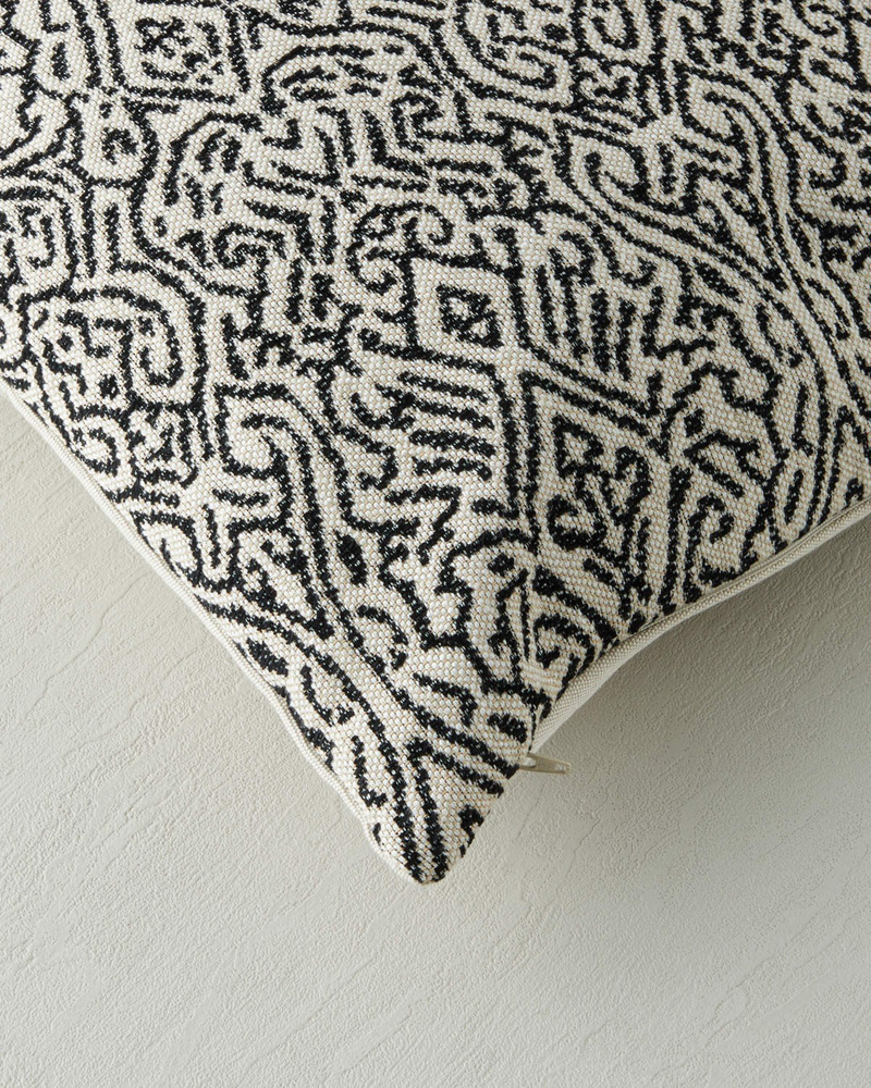 Mirena Kırlent Kılıfı 45x45 cm Siyah - Beyaz
