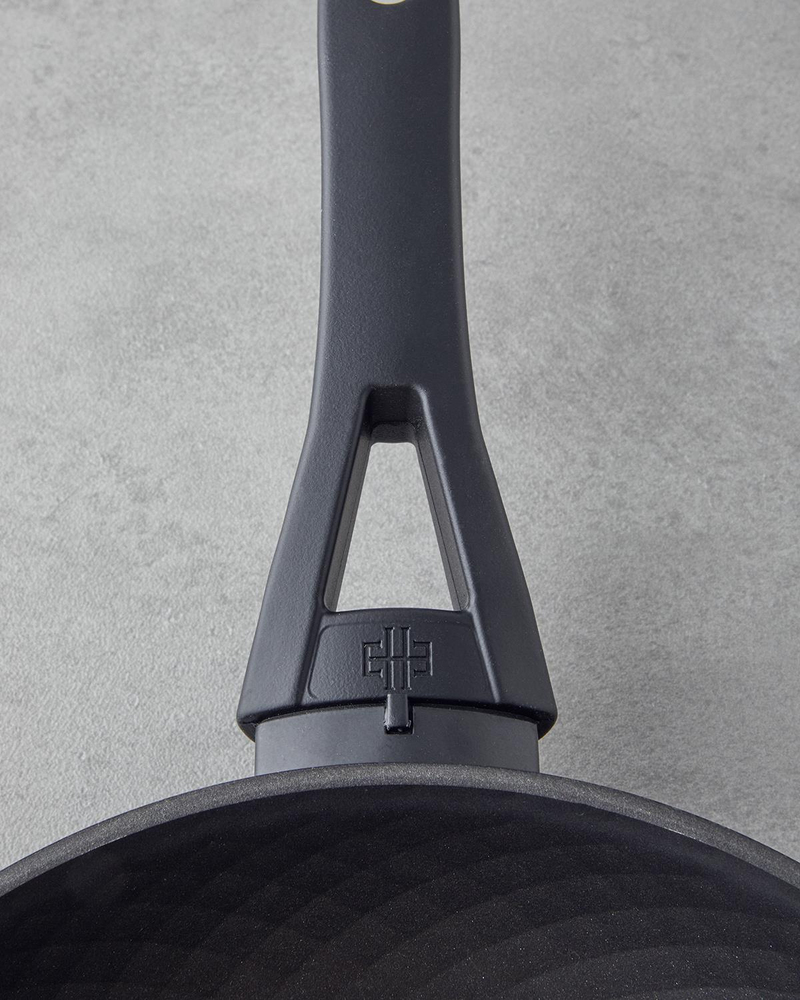 Pro Grade İndüksiyon Tabanlı Tava 22 cm Siyah