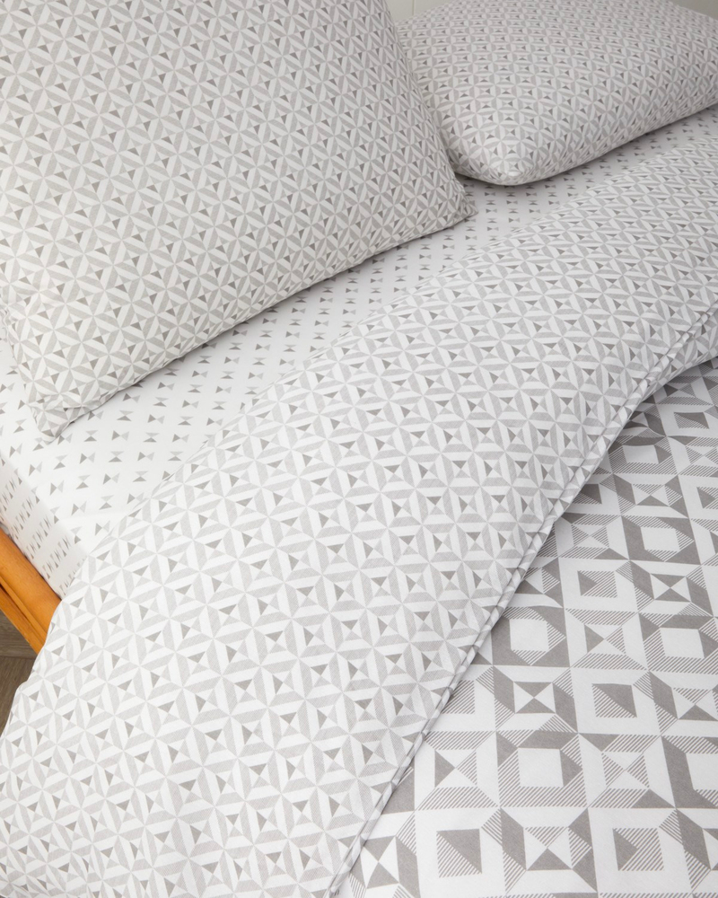 Symetra Kolay Ütülenir Çift Kişilik Nevresim Takımı 200x220 cm Gri
