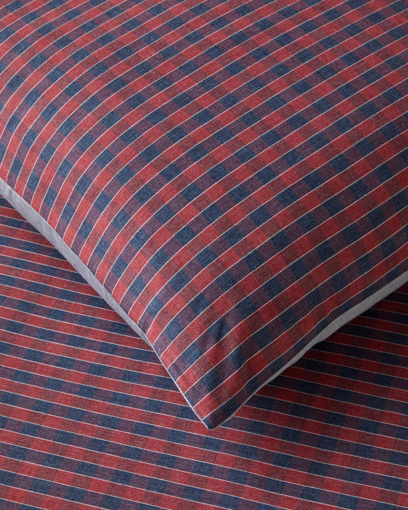 Tile Check İpliği Boyalı Çift Kişilik Nevresim Takımı 200x220 cm Lacivert-Kırmızı