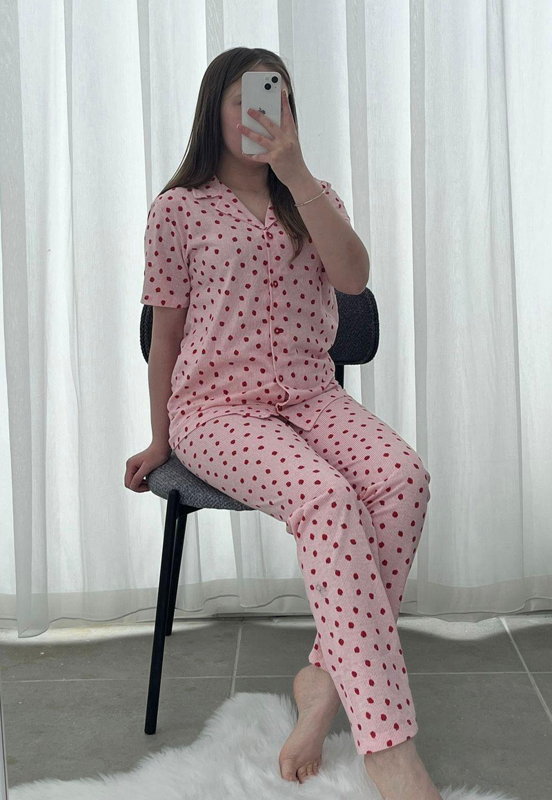 Çilek Buketi Altılı Özel Set