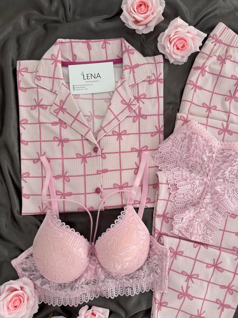 Fiyonk Desenli Düğmeli Dörtlü Pijama Seti